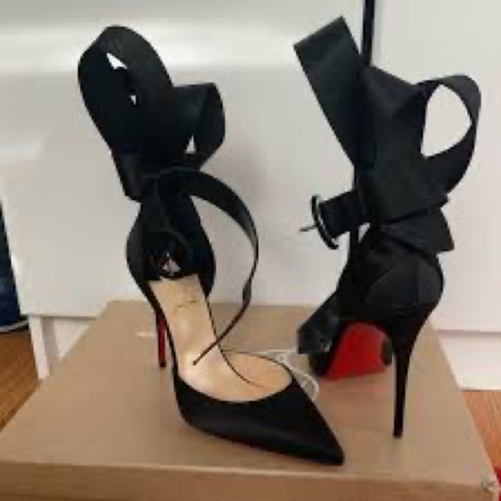 Louboutin Raissa 100 Crepe Satin #3181072 Sz40